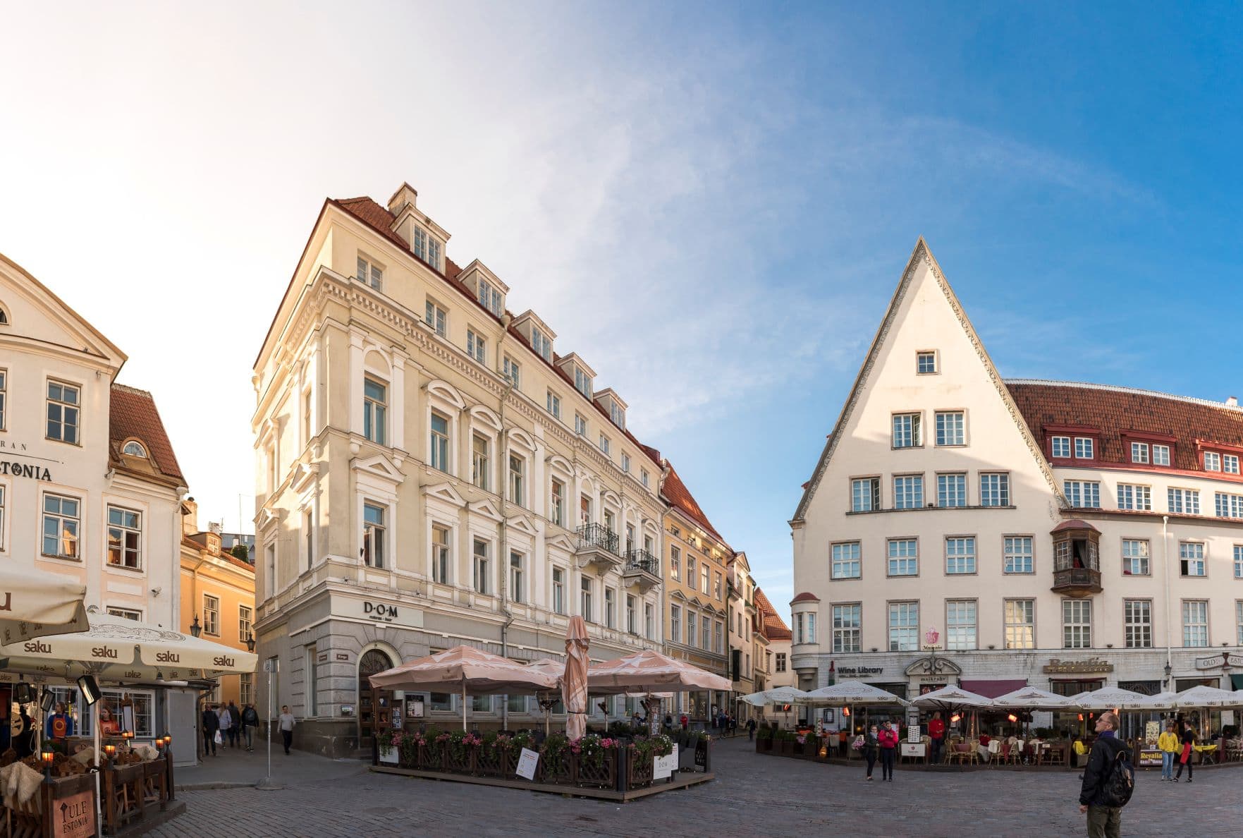 Rathausplatz in der Altstadt von Tallinn 