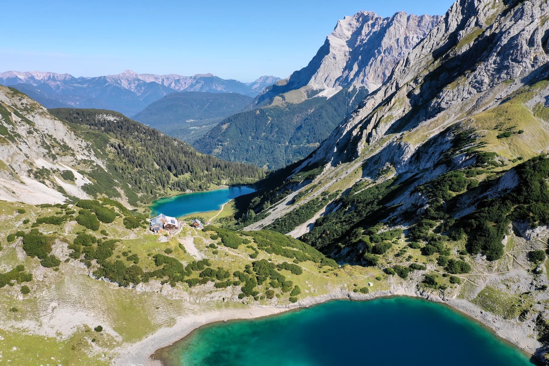 Die Coburger Hütte ist eine der schönsten Hütten in den Alpen