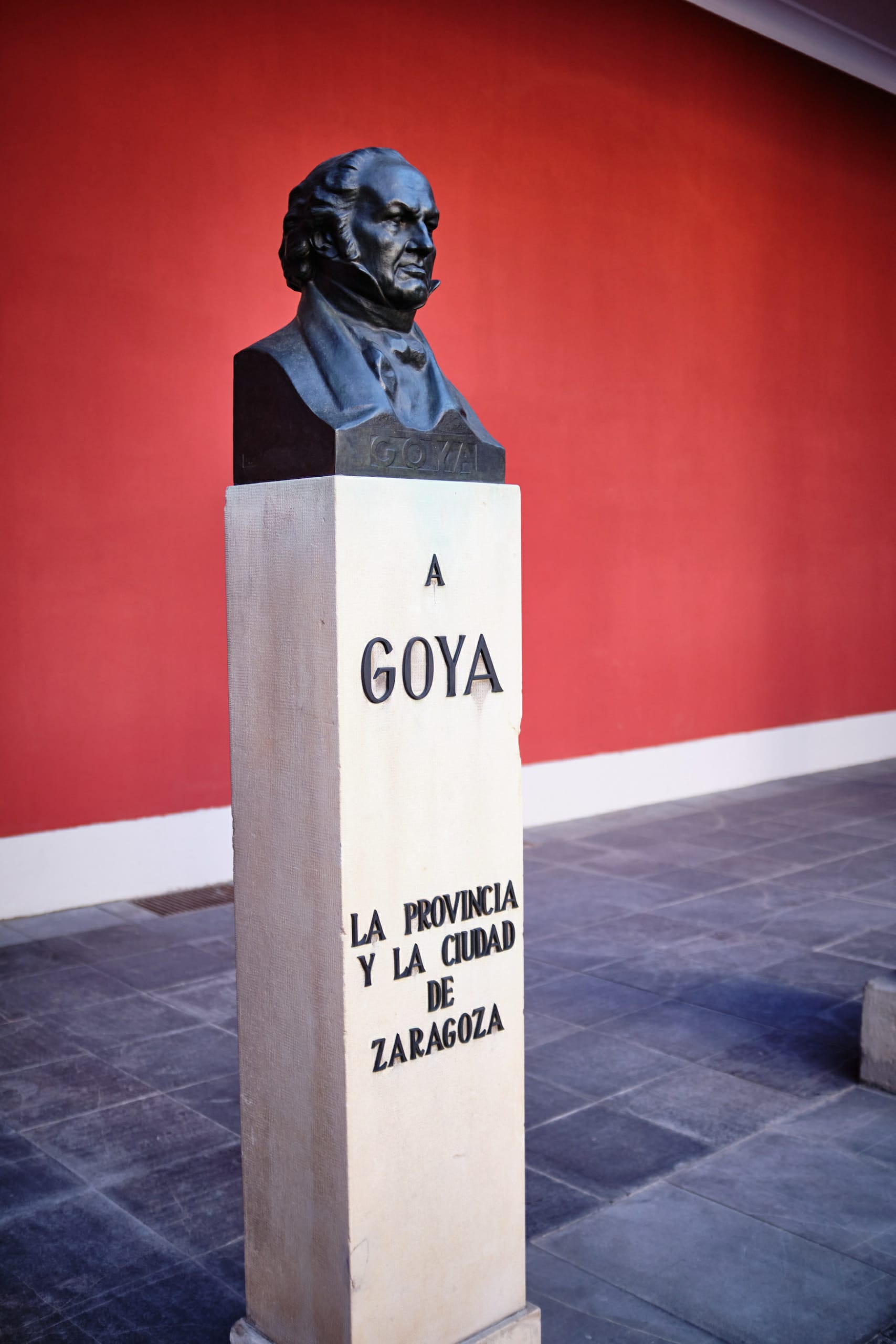 Statue des spanischen Malers Francisco de Goya in Saragossa