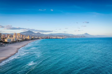 Blick auf das Meer vor Alicante an der Costa Blanca