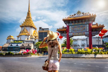 Touristin in Chinatown in Bangkok