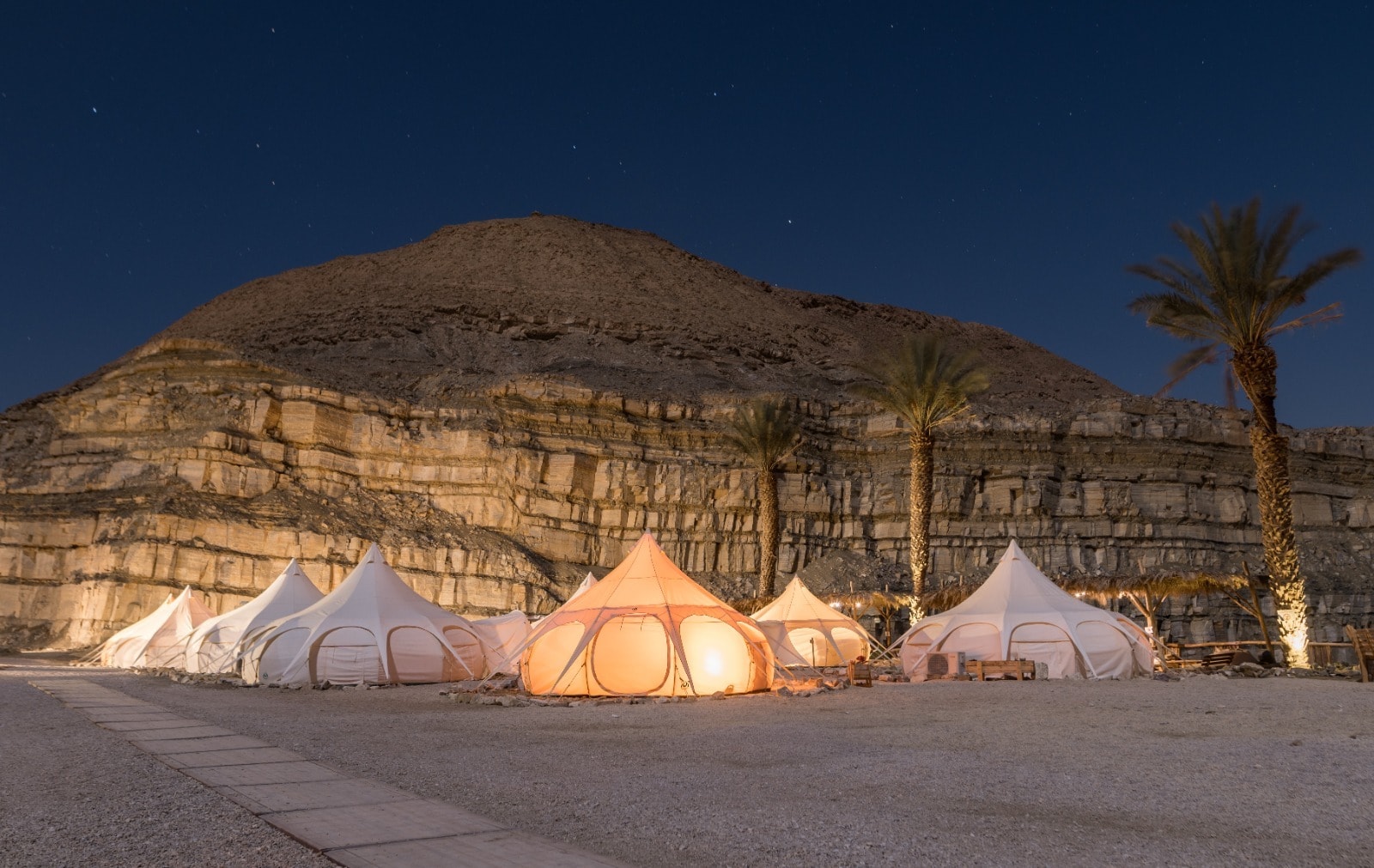 Glamping in der Wüste von Israel in den Zelten von Selina Ramon by GLOW