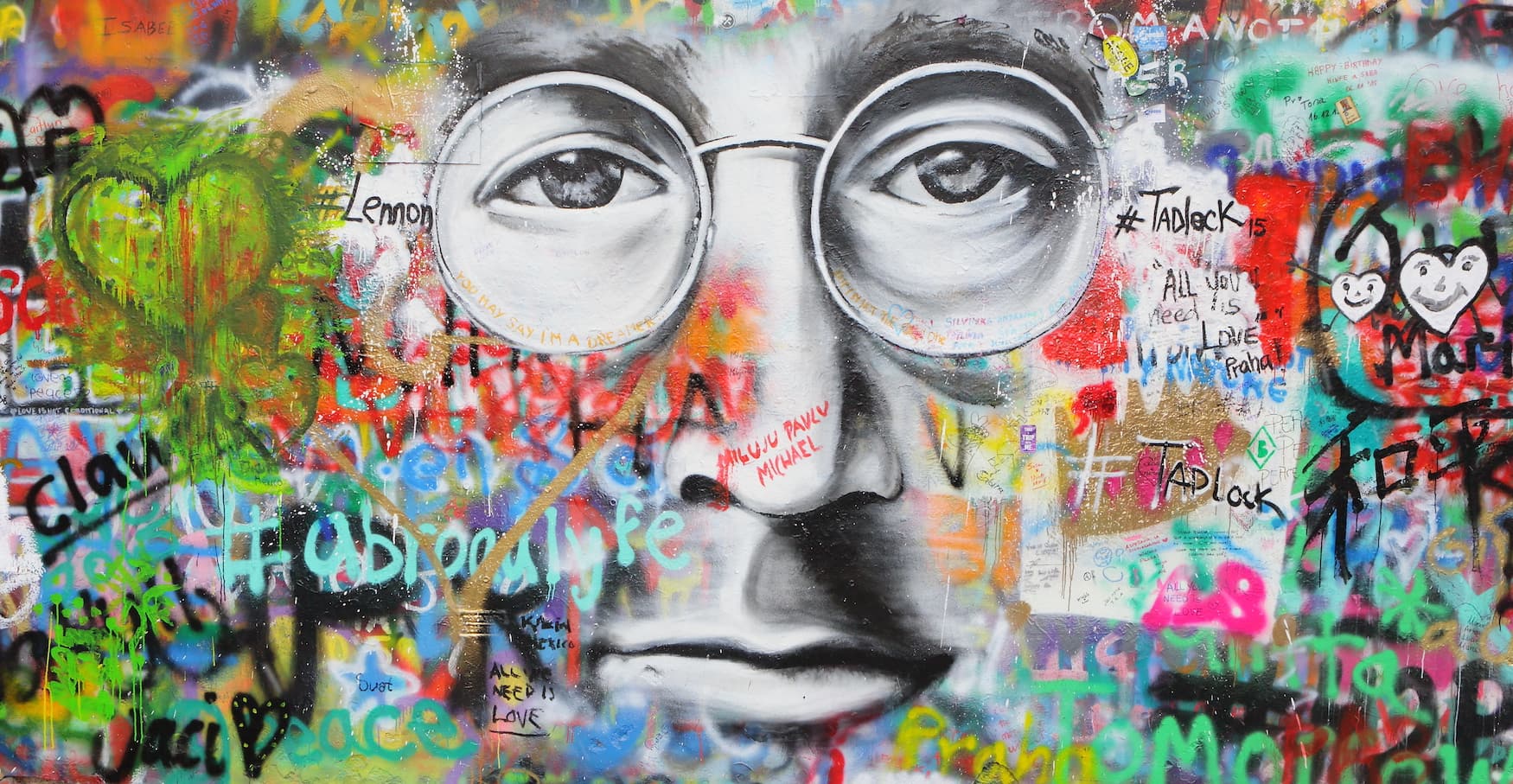 John Lennon Straßenkunst in Prag