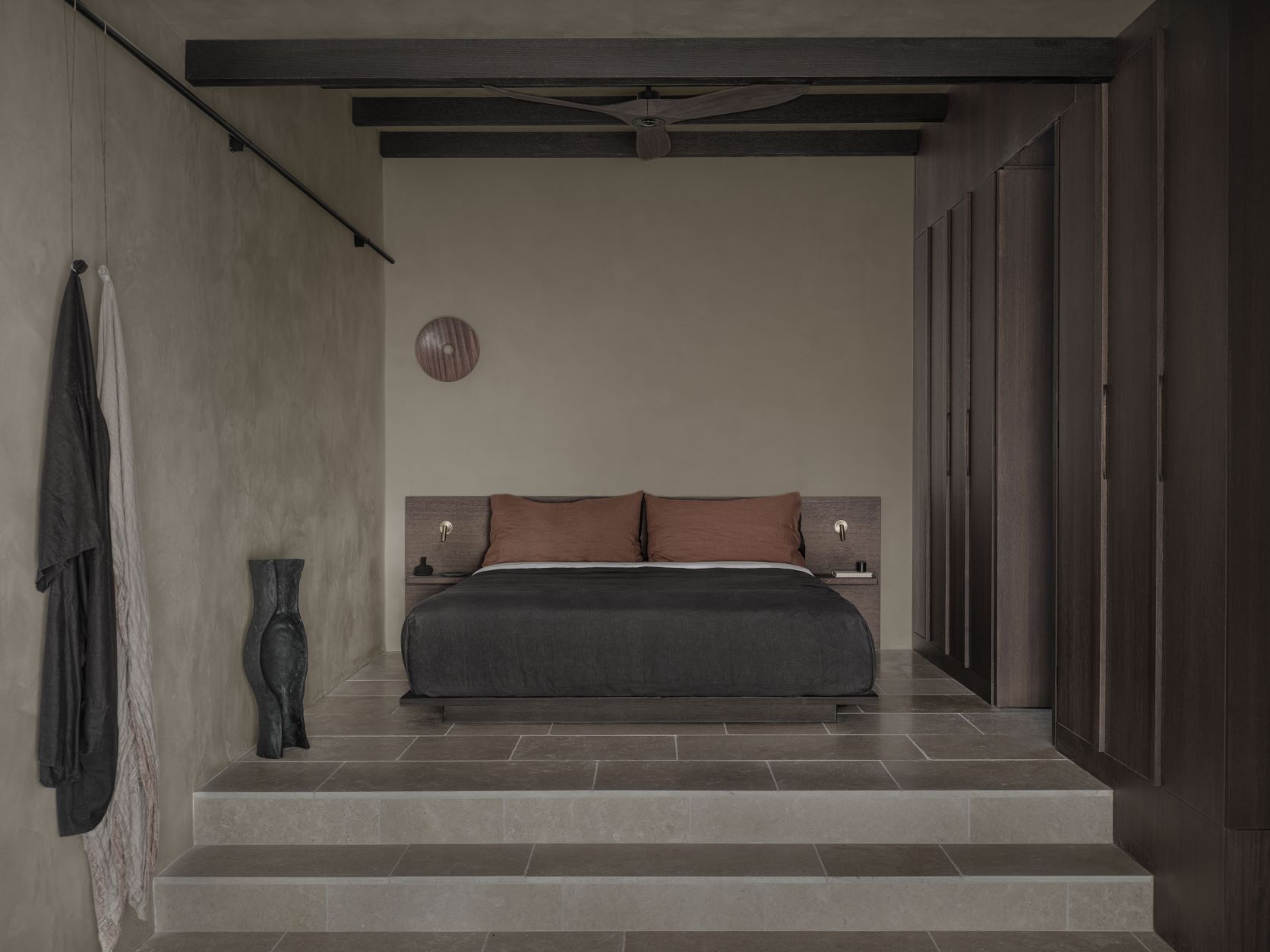 Blick auf Bett in Suite im Casa Cook Mykonos 