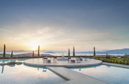 Terrasse eines Spahotels in Griechenland