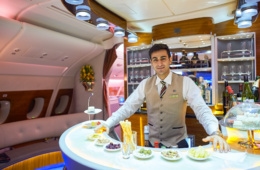 Sky Bar im Flieger der Emirates