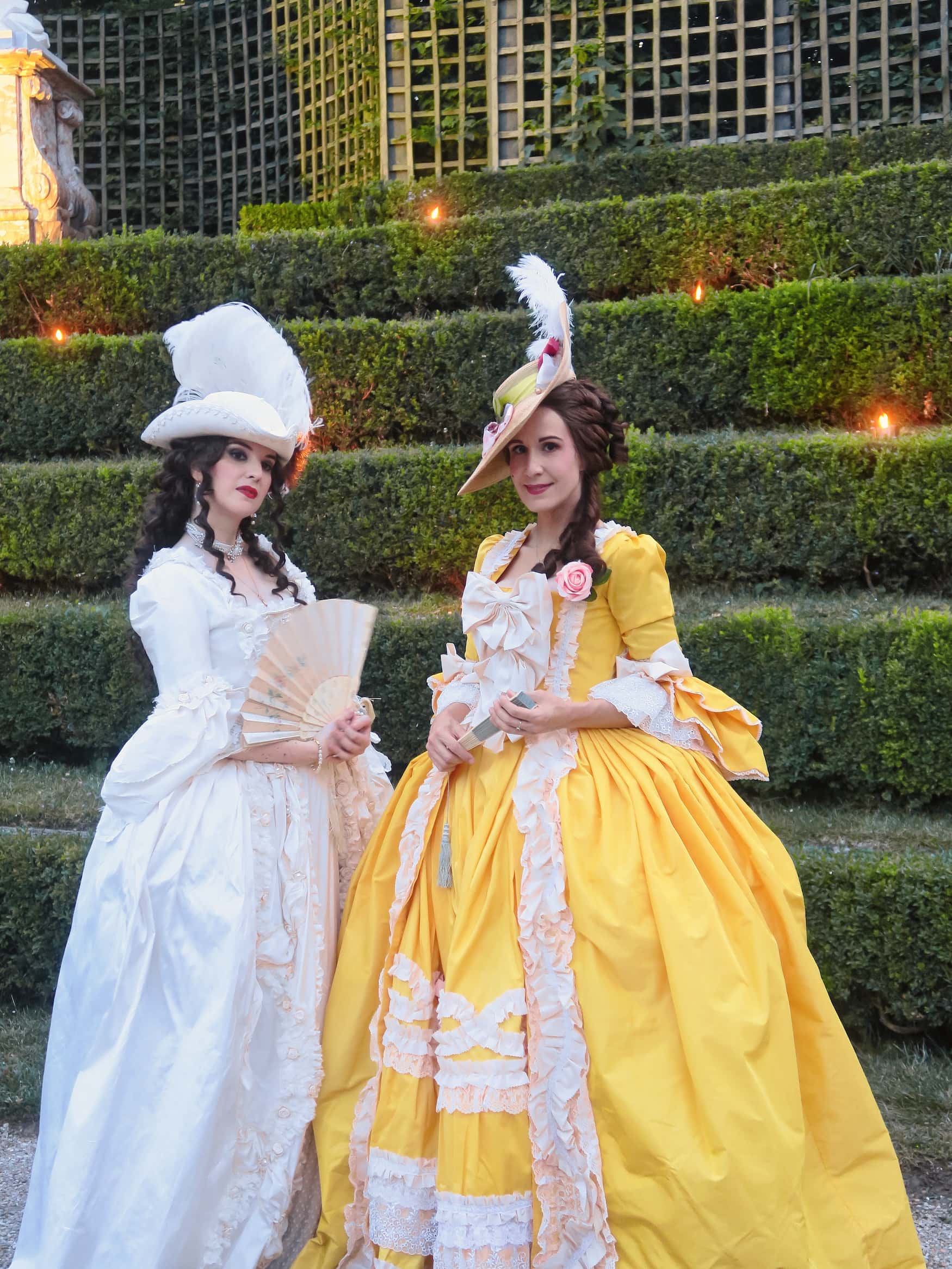 Kostümball im Schlossgarten von Versailles