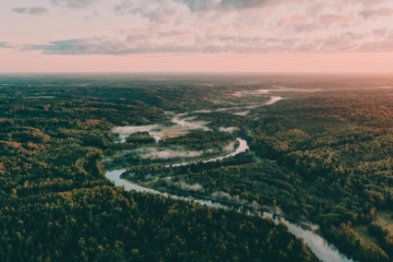 Landschaftsaufnahme des Gauja Nationalpark Lettland