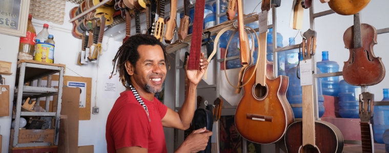 Musikbauer Baptista auf den Kapverden