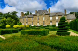 Gartenhotels: Château Ballue in der Bretagne