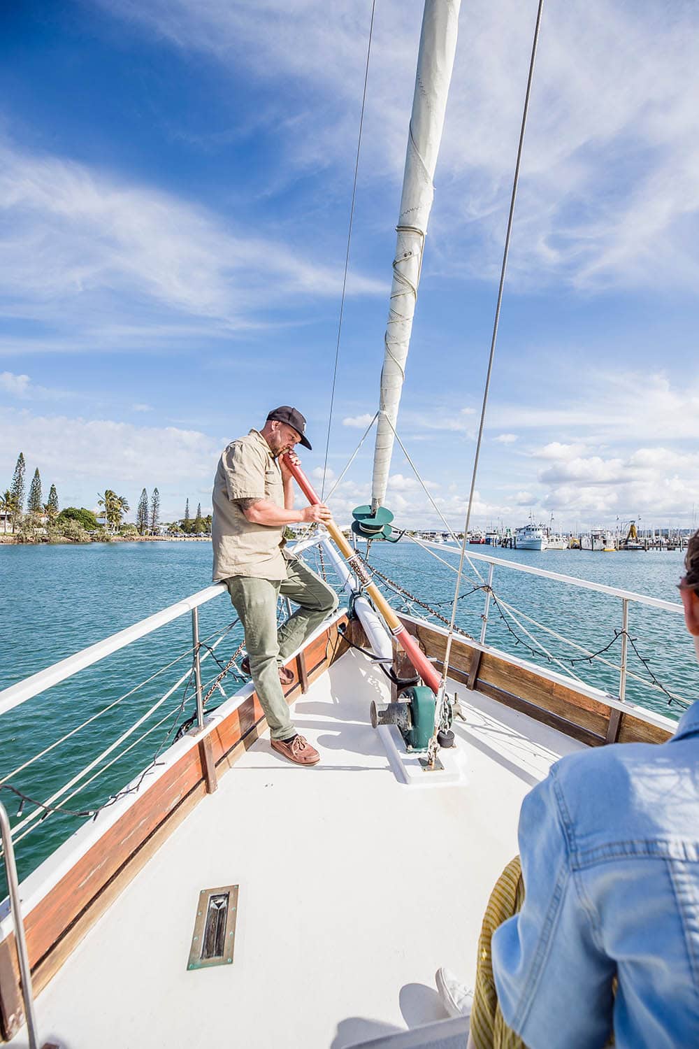 Einen Ausflug auf einem Segelboot mit Saltwater Eco Tours.