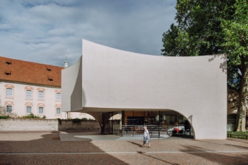 Brixen Architektur – die neue Touristeninfo