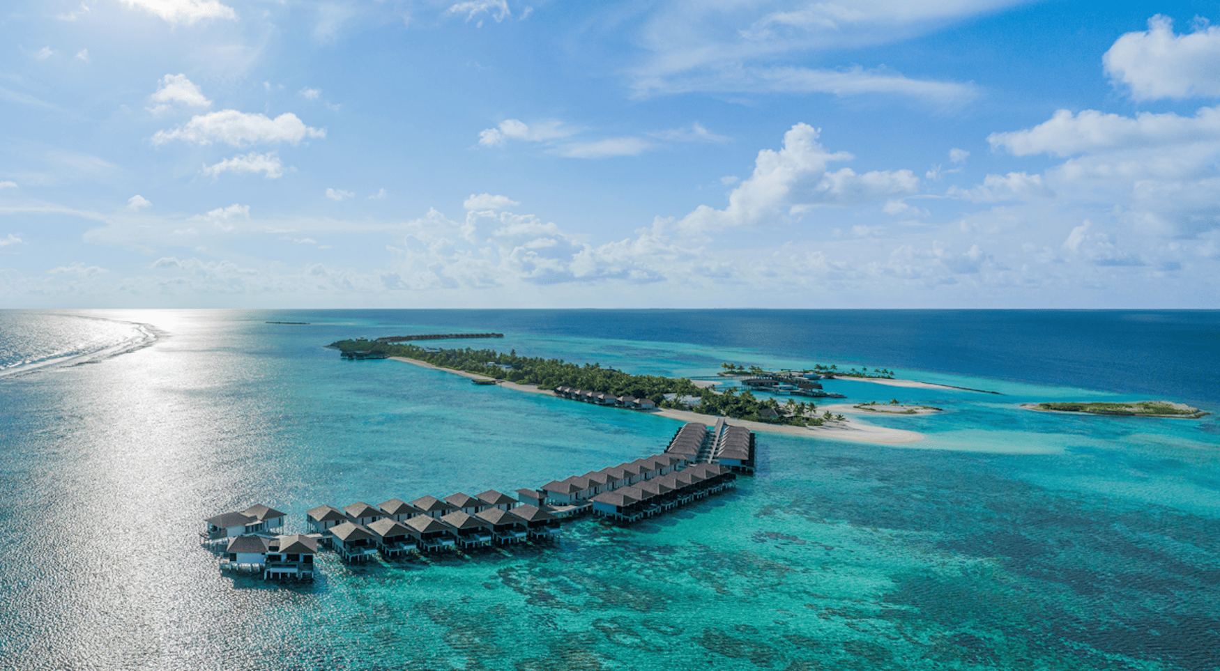 Blick auf das Le Méridien Maldives Resort & Spa