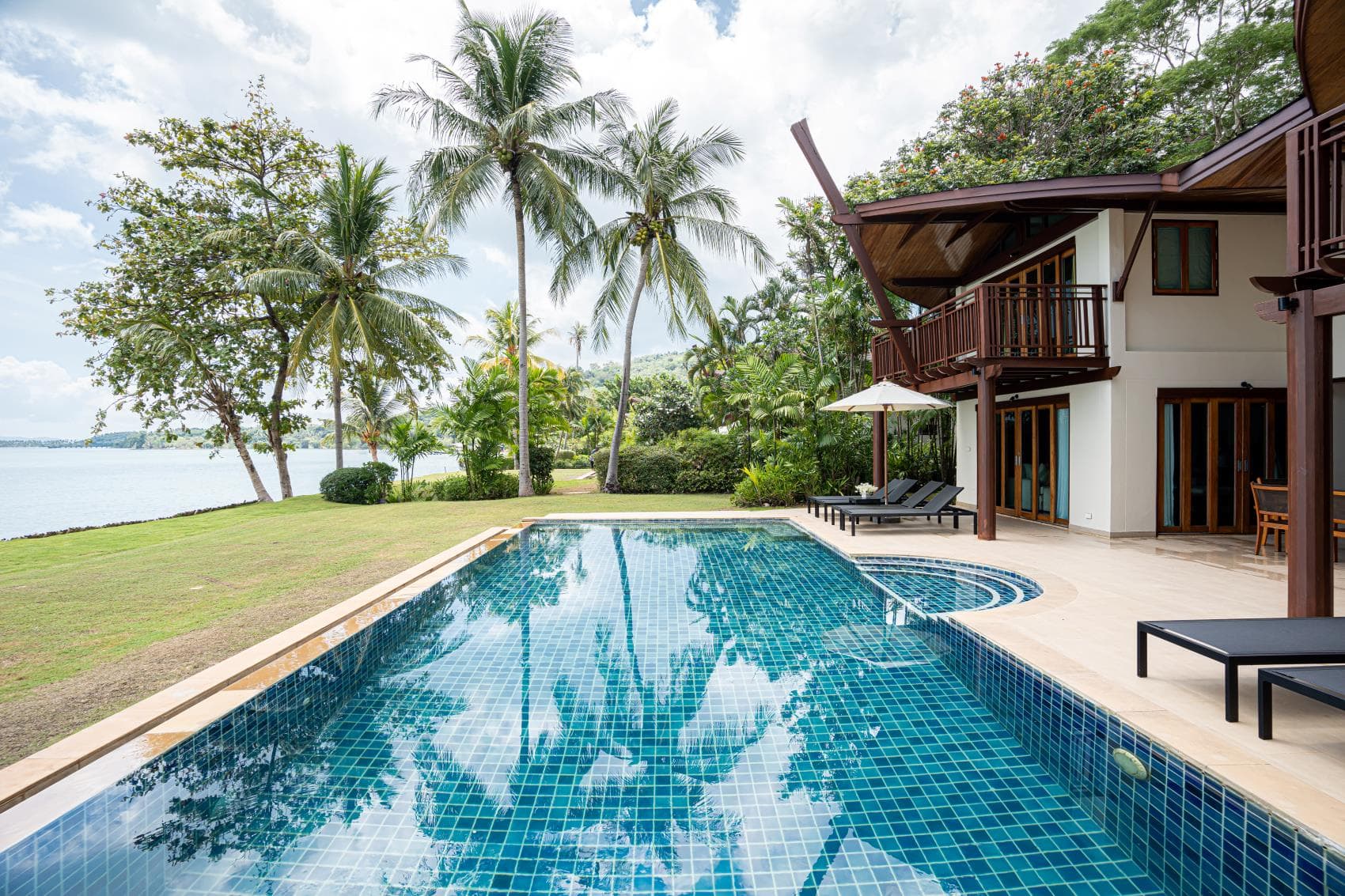 Pool im Barcelo Coconut Island Phuket 