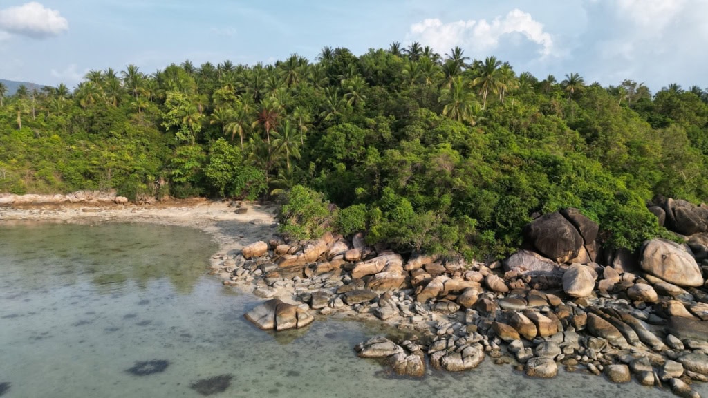 Felsen am Meer auf Koh Samui
