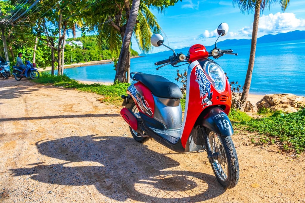 Rollerfahren in Thailand