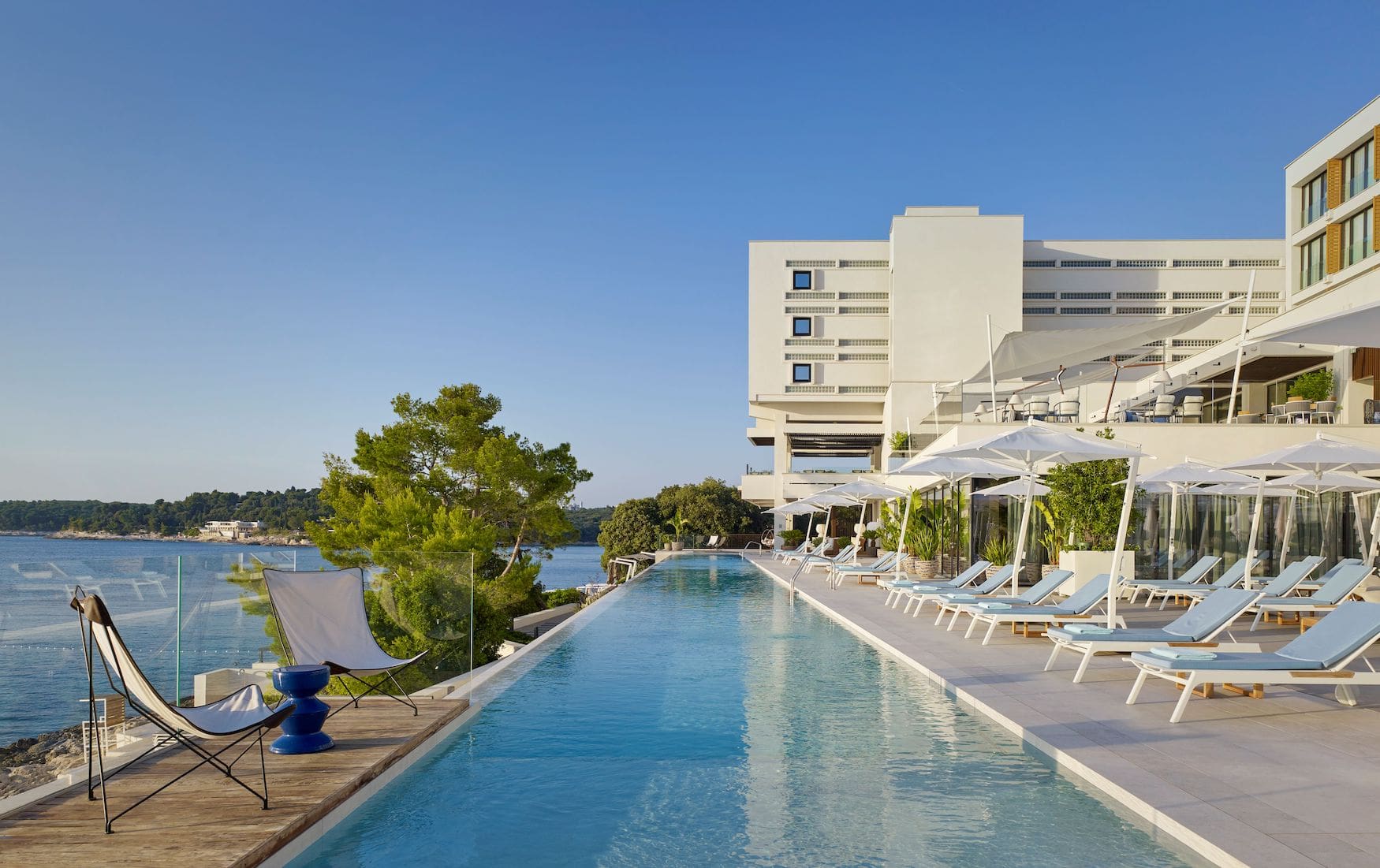 Hotelpool beim Urlaub in Istrien