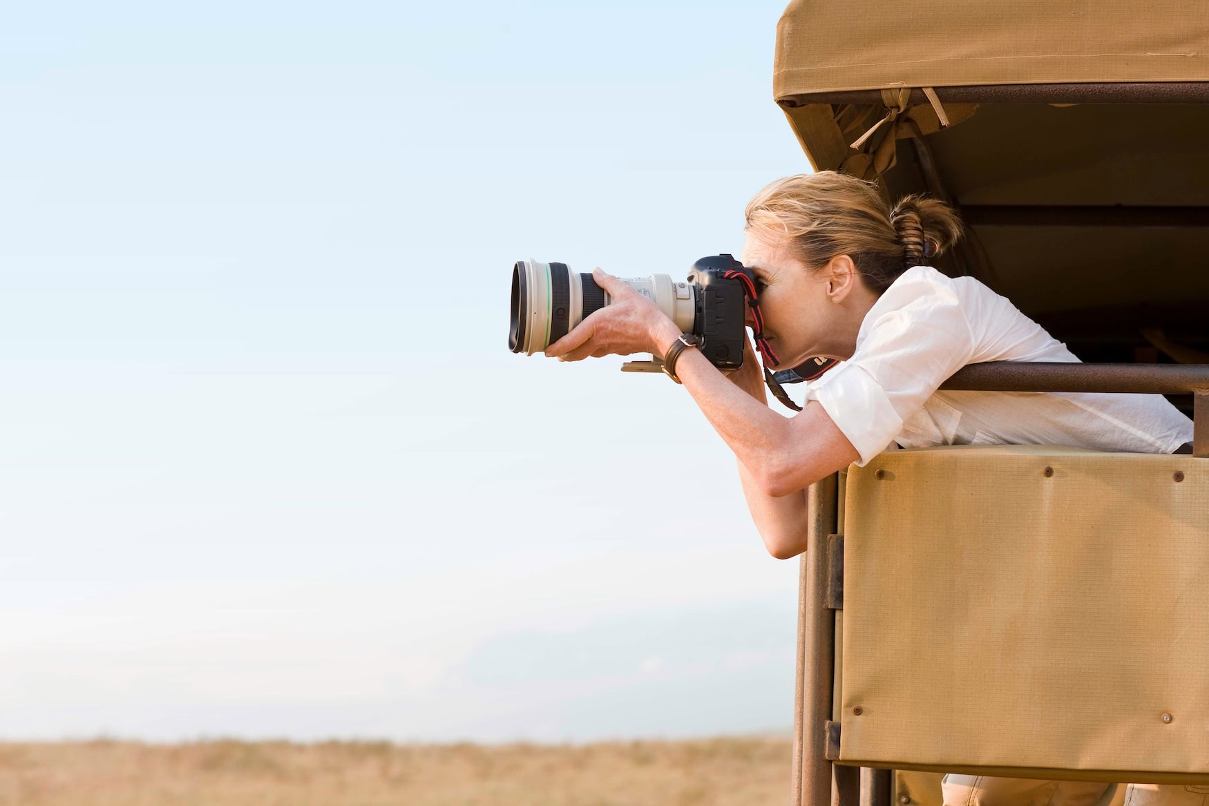 Frau fotografiert auf Safari