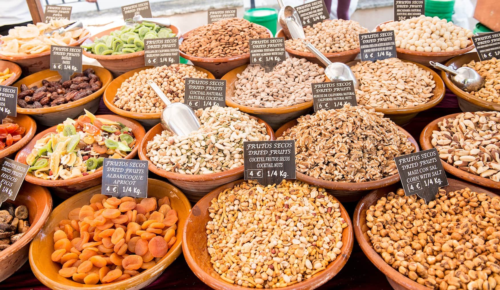 Zum Reinlegen! Auf dem Markt von Sineu warten allerlei Köstlichkeiten. 