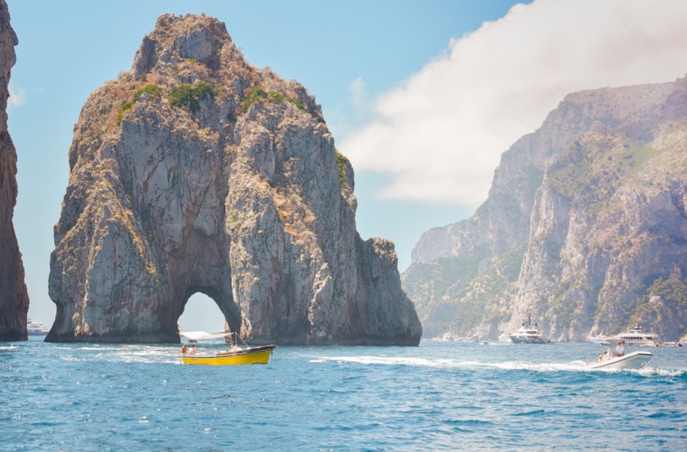 Felsen im Mittelmeer