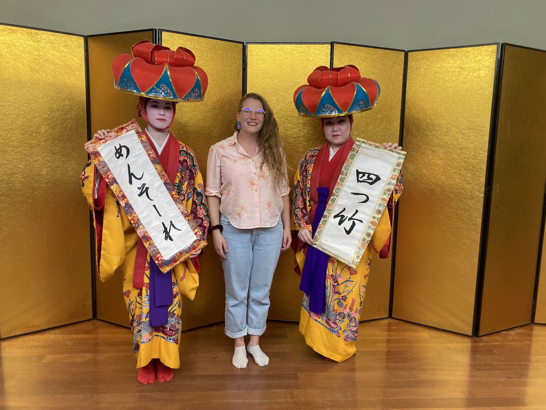 Okinawa Japan: die berühmten Blumenhemden