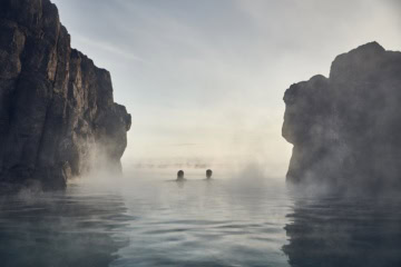 die Sky Lagoon ist ein Muss auf jeder Island-Reise