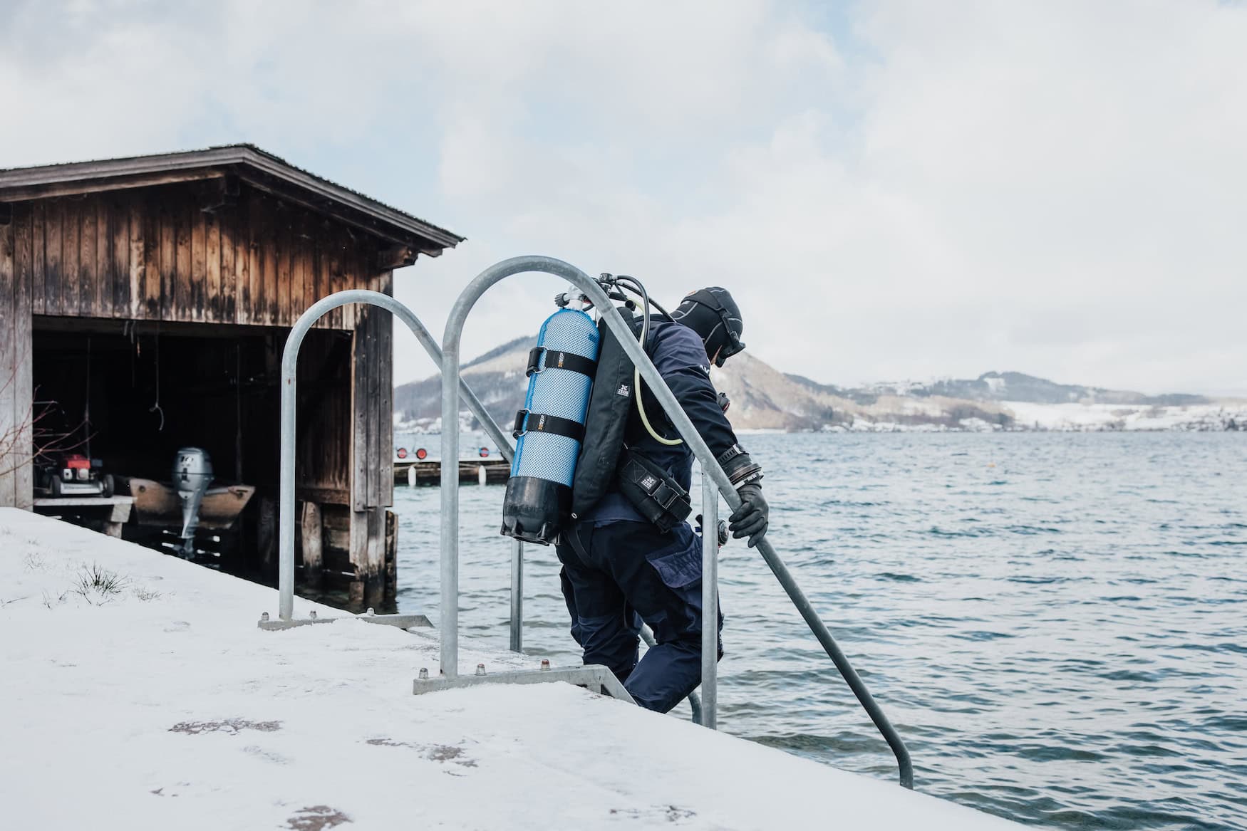 5-magische-Orte-zum-Tauchen-im-Winter