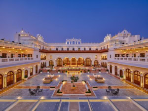 Innenhof Hotel Sarar Manzil Bhopal