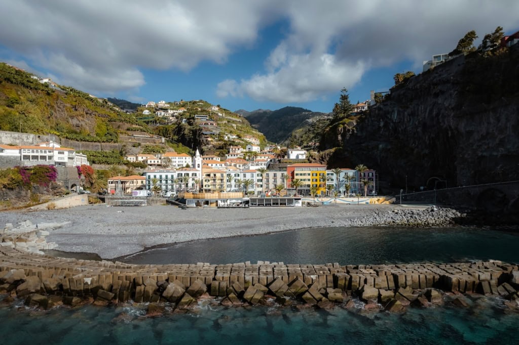 Blick auf Ponta do Sol auf Madeira