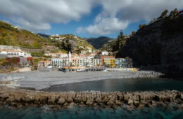 Blick auf Ponta do Sol auf Madeira