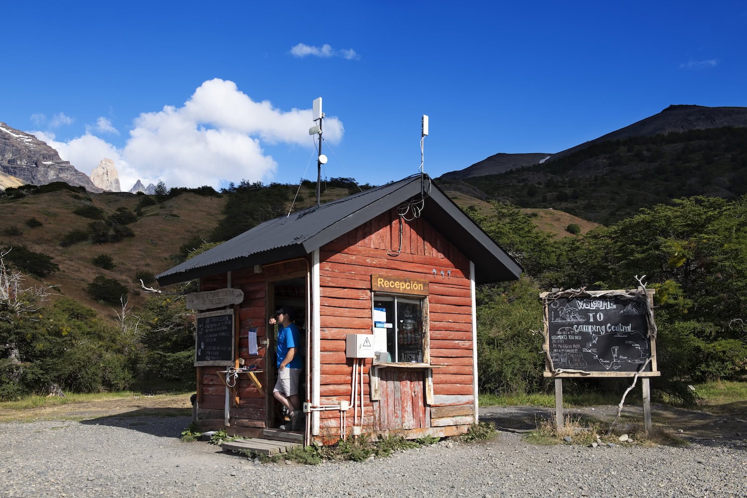 Rezeption eines Camping-Platzes in Patagonien