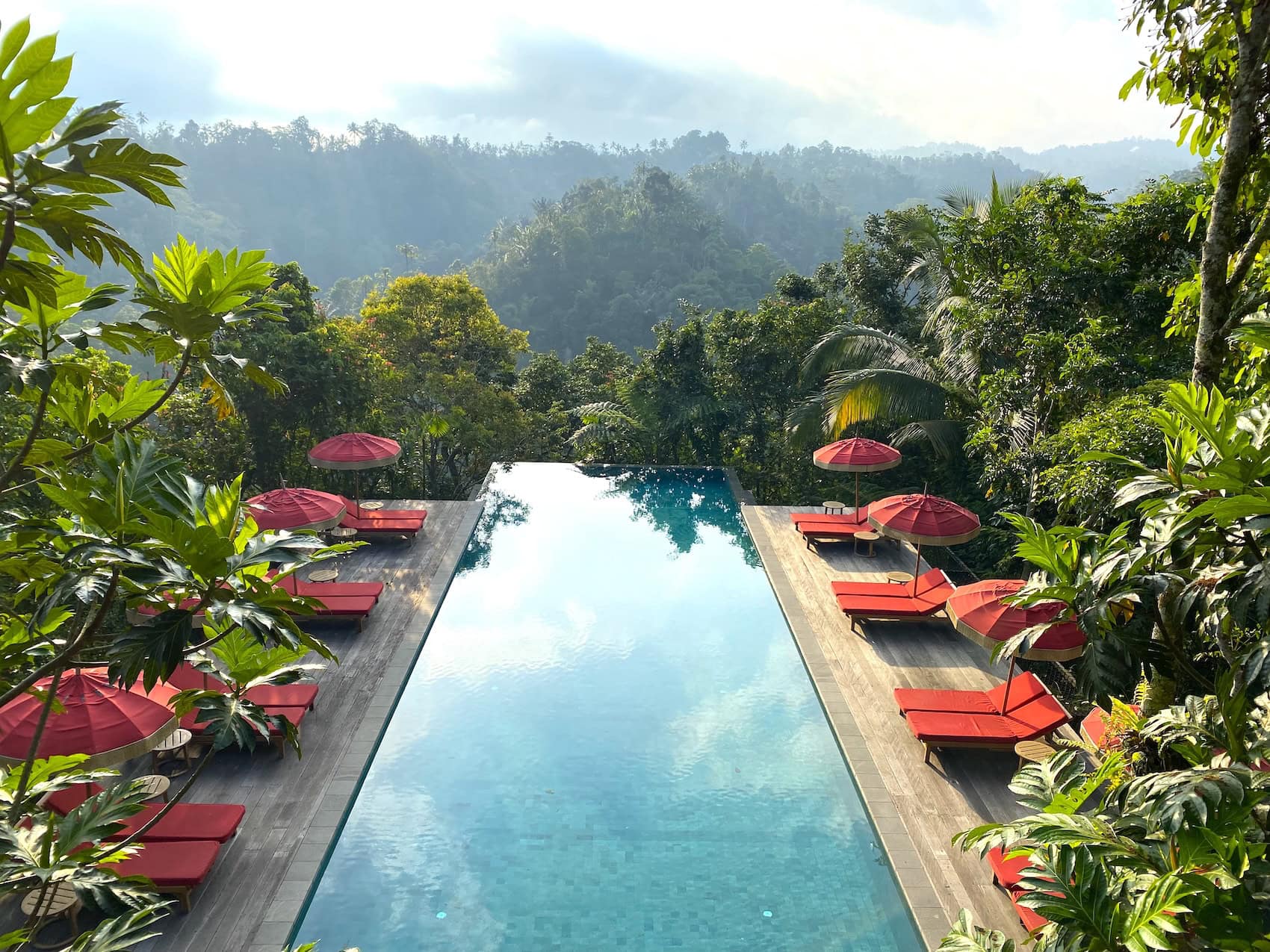 Pool im Hotel Buahan, a Banyan Tree Escape