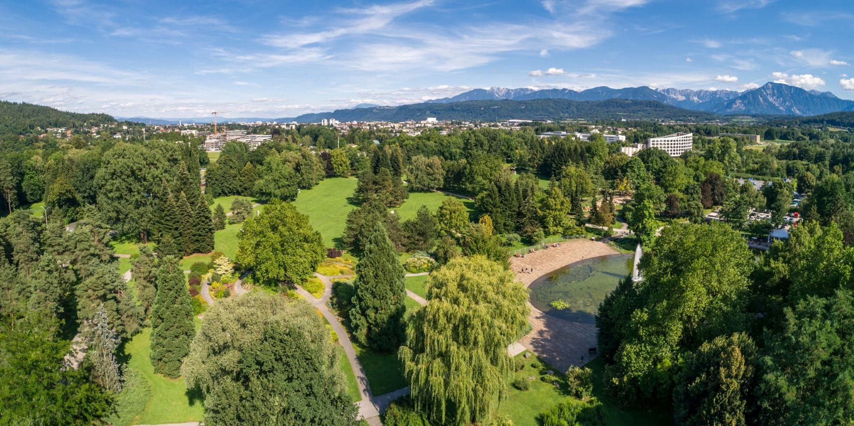 Europapark in Klagenfurt aus der Vogelperspektive 