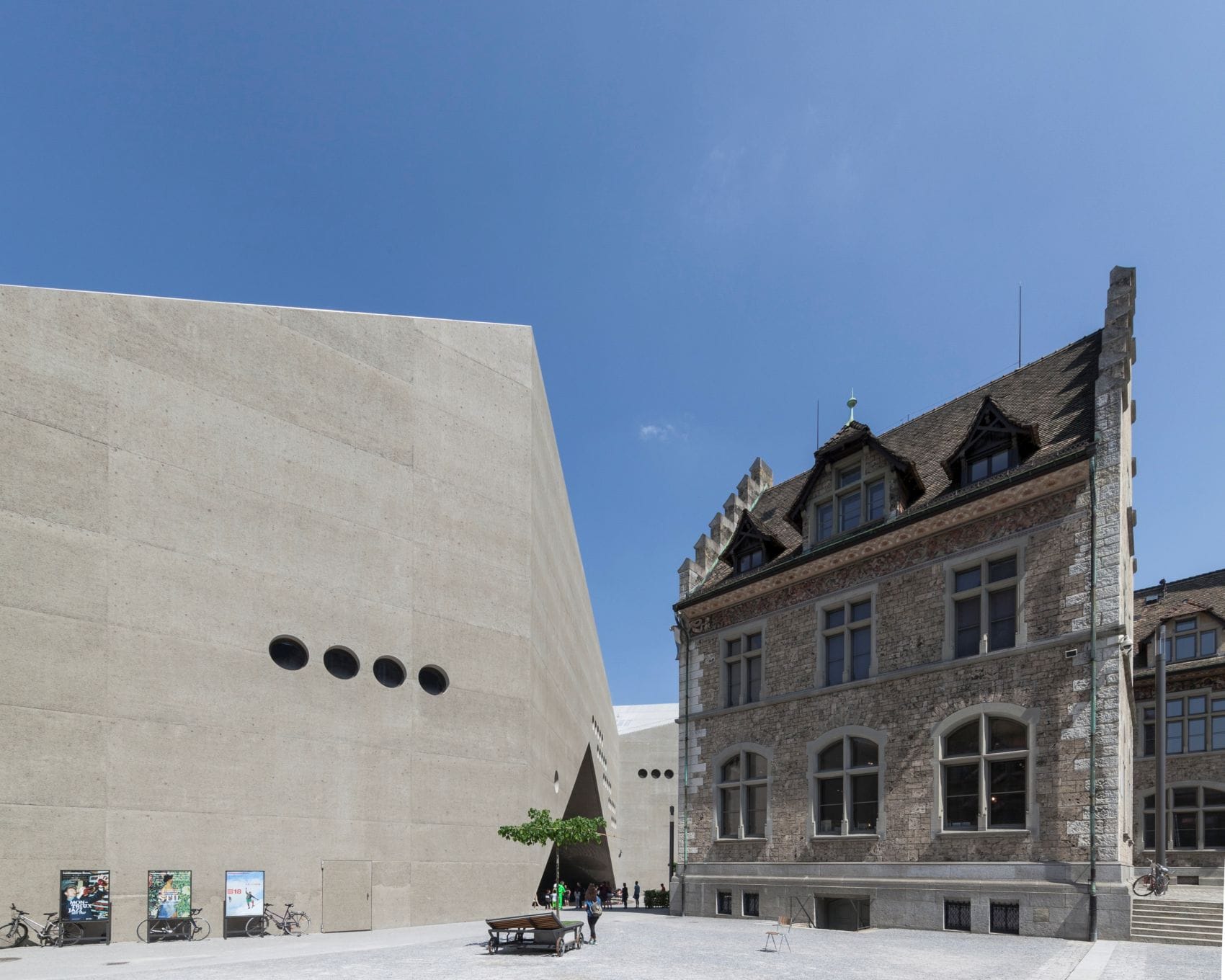 Außenansicht des Landesmuseums in Zürich, Schweiz 