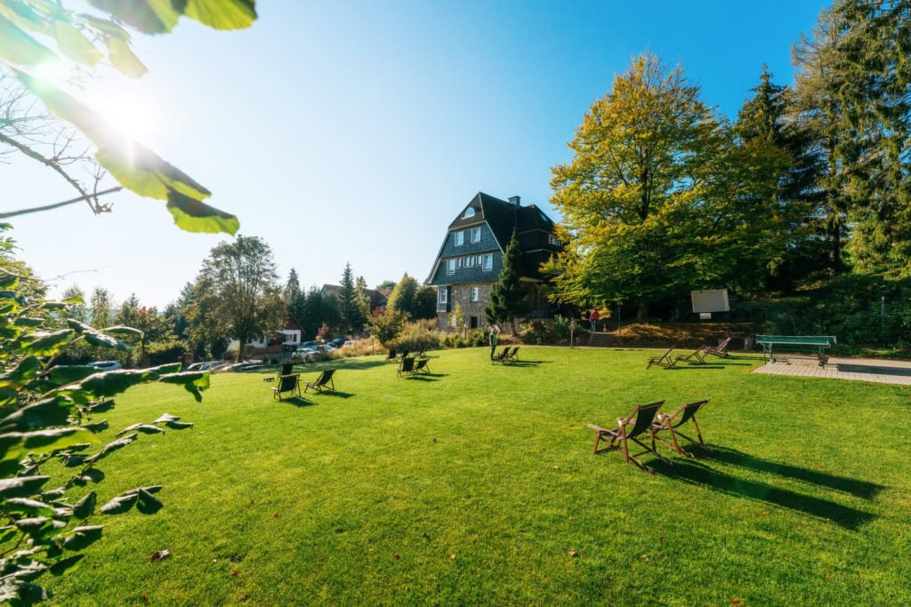 The Hearts Hotel im Harz von außen, unser Hotel der Woche im Podcast