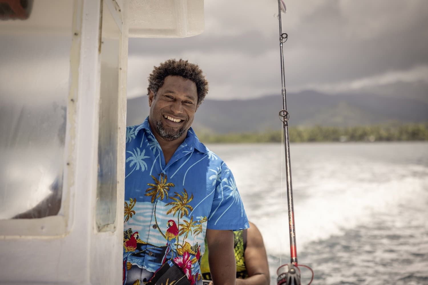 Jay Bau von der Natalei Eco Lodge auf seiner Delfin-Tour
