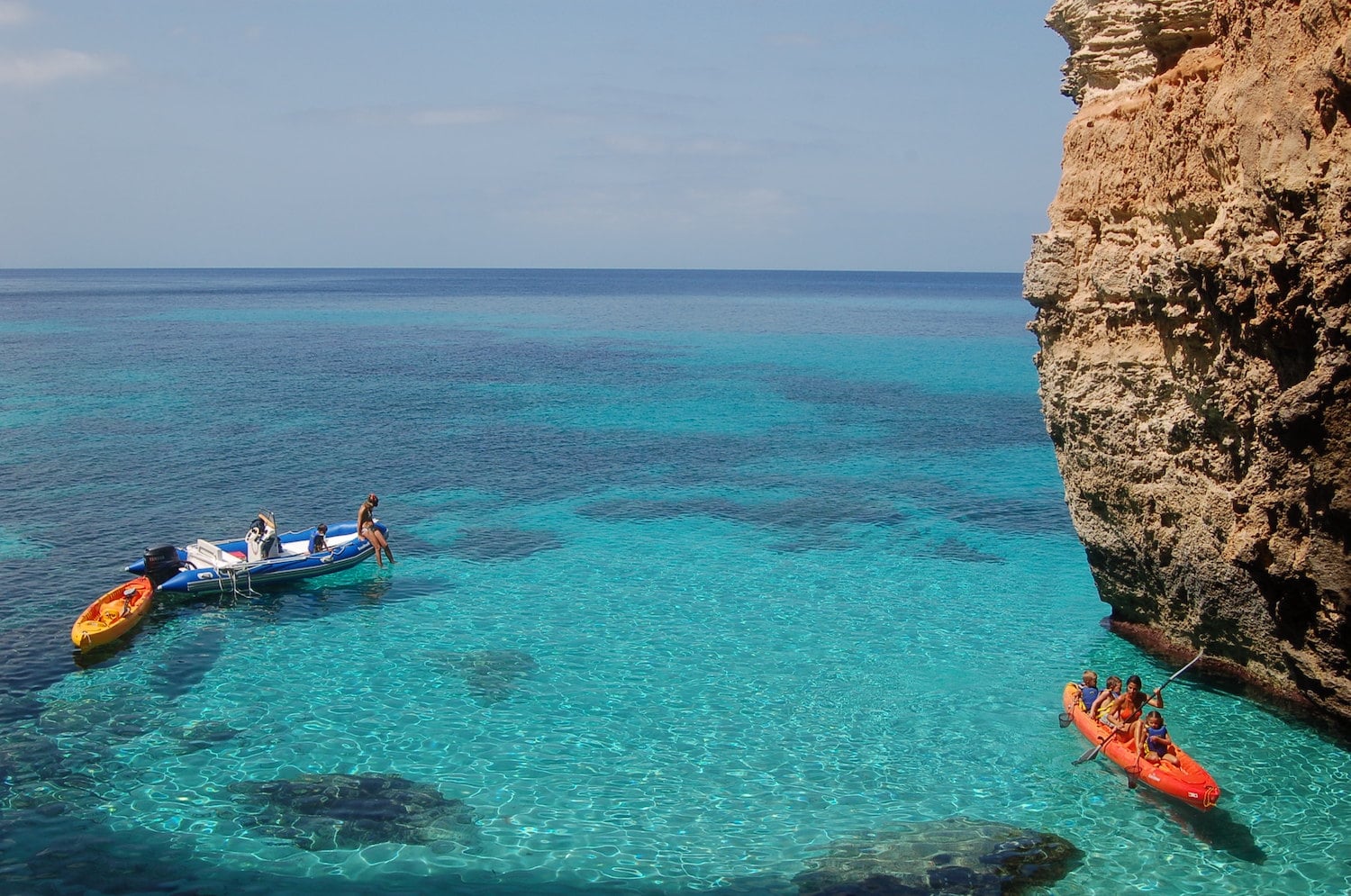 Kayakfahren beim Familienurlaub auf Formentera