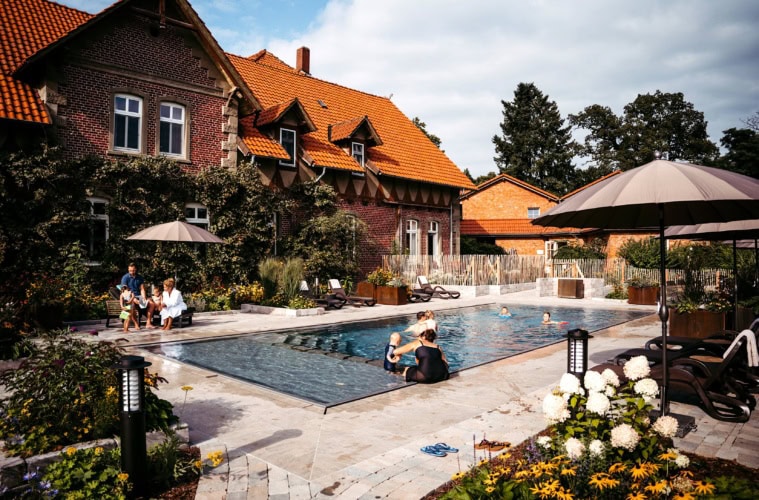 Pool des Landhauses Averbeck.