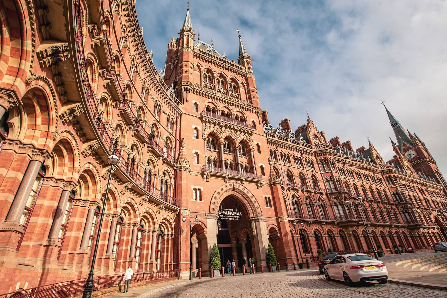 Einer der schönsten Bahnhöfe in Europa: St. Pancras in London.