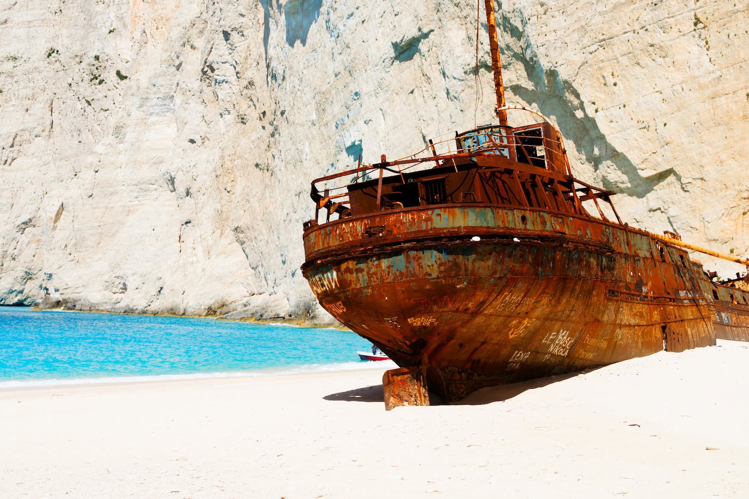 Schiffswrack am Navagio Beach von nah als man den Strand noch betreten durfte
