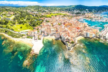 Luftaufnahme von Saint-Tropez in Frankreich