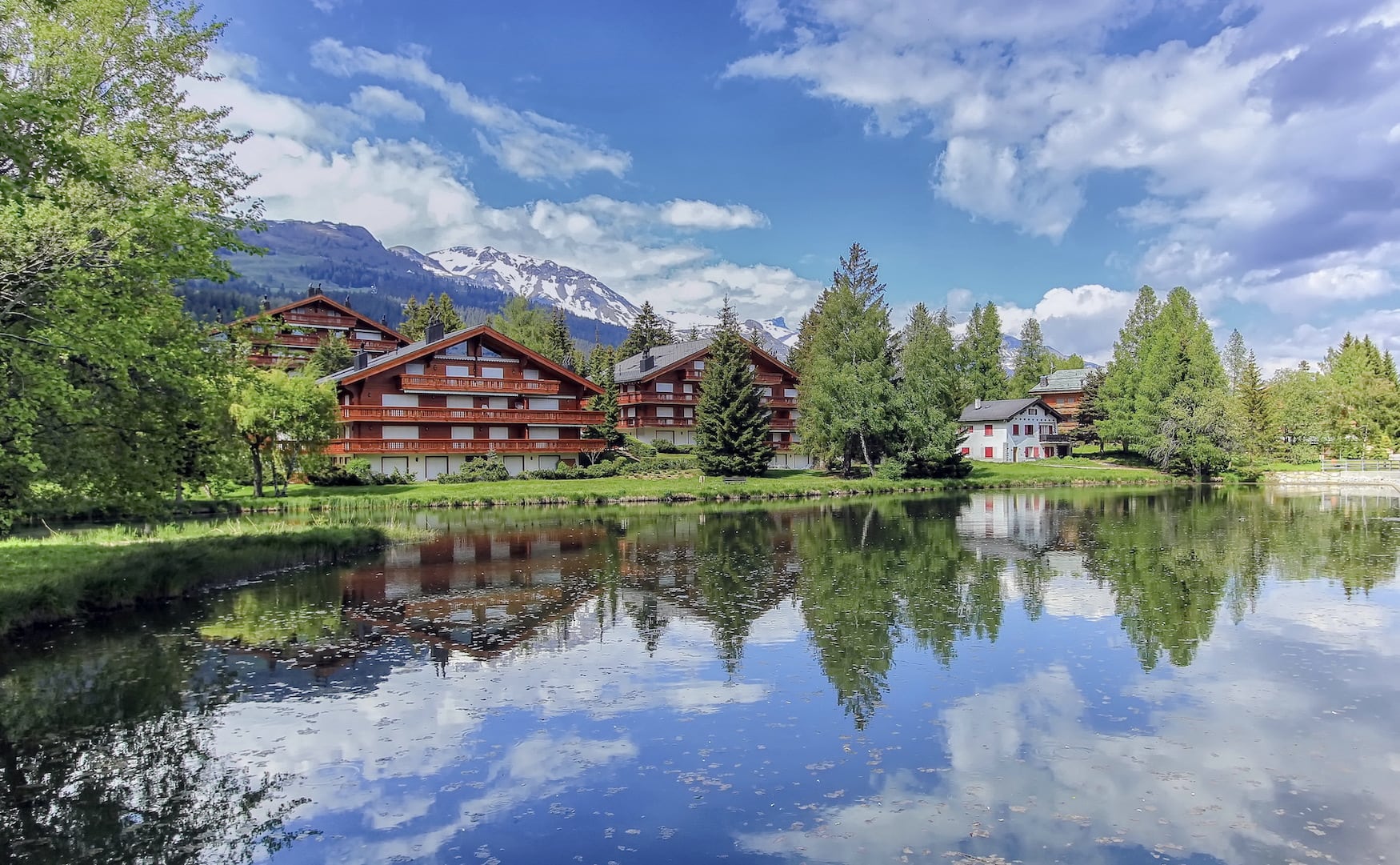 Chalets am See in Crans-Montana