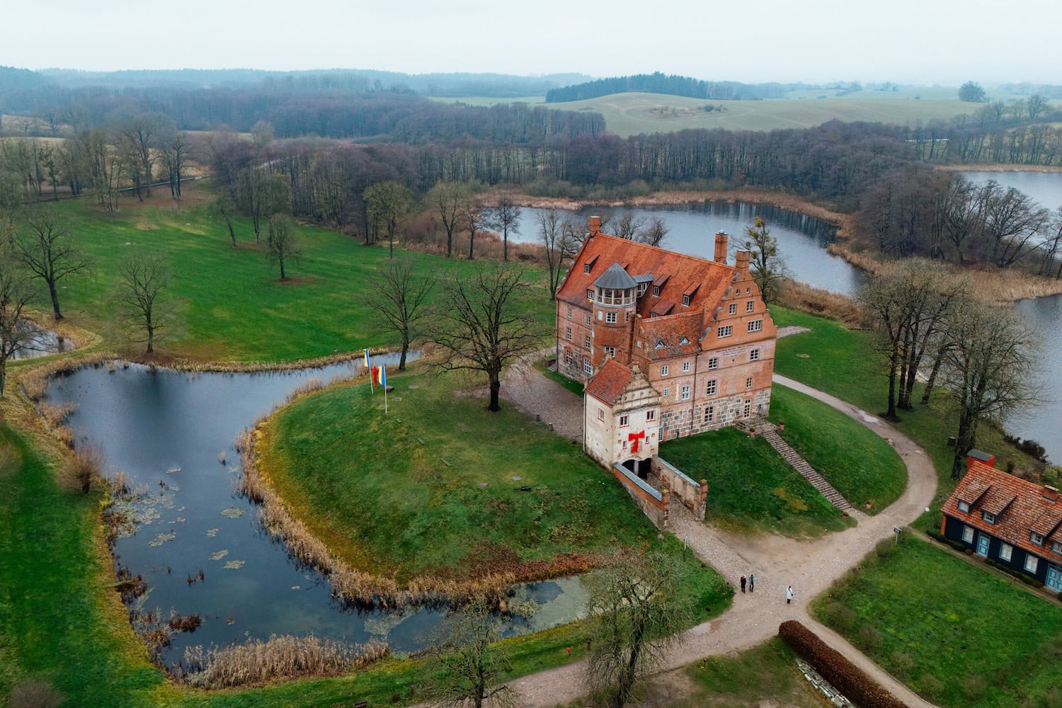 Schloss Ulrichhusen im Winter von oben