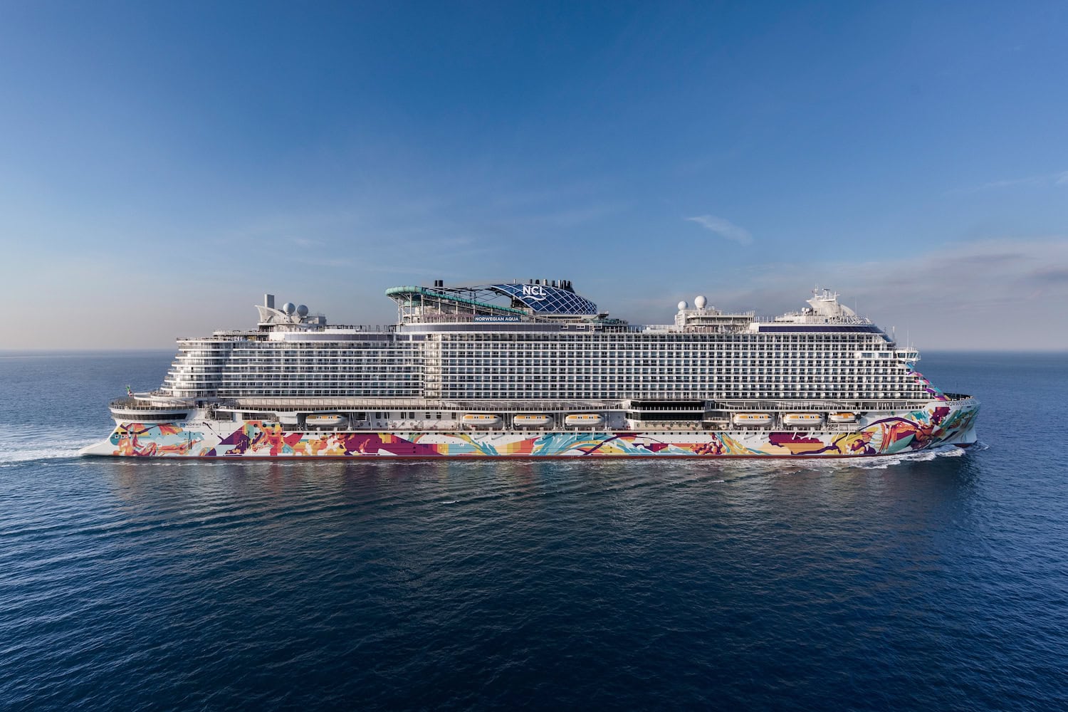 Die Norwegian Aqua auf See