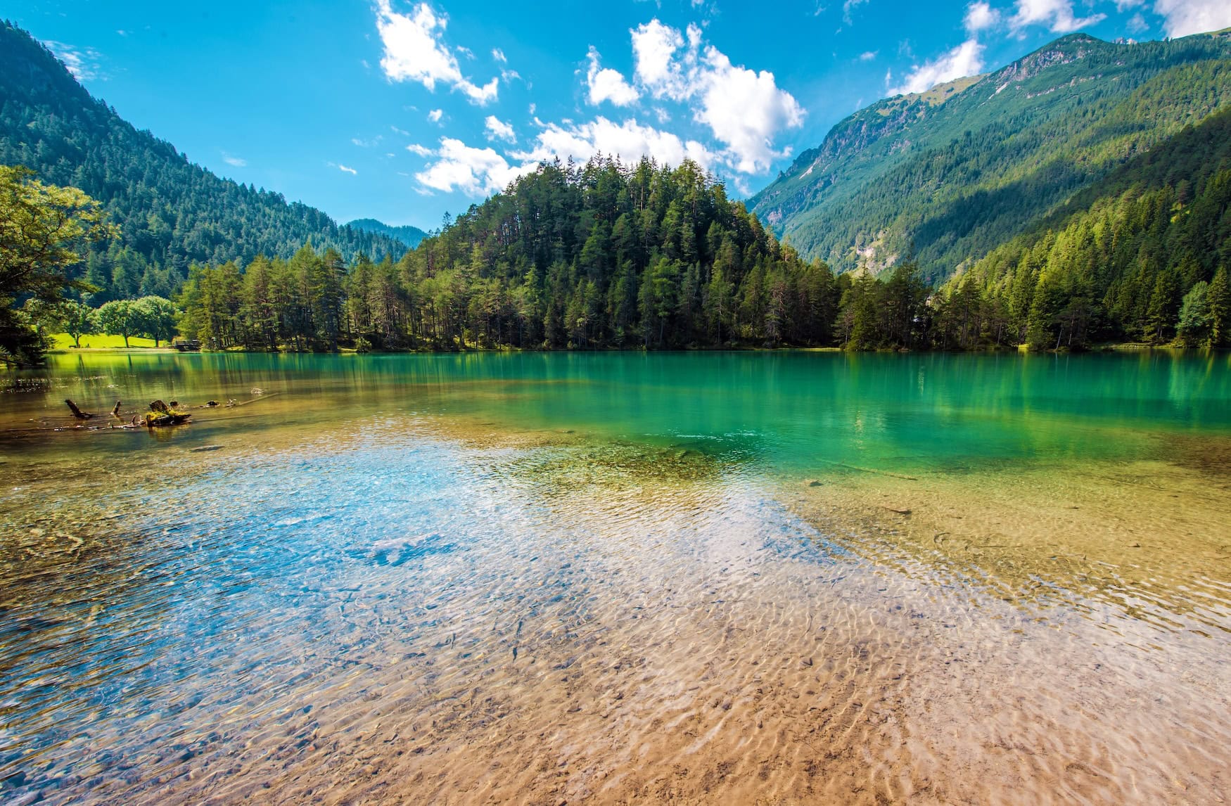Der Fernsteinsee in Tirol.