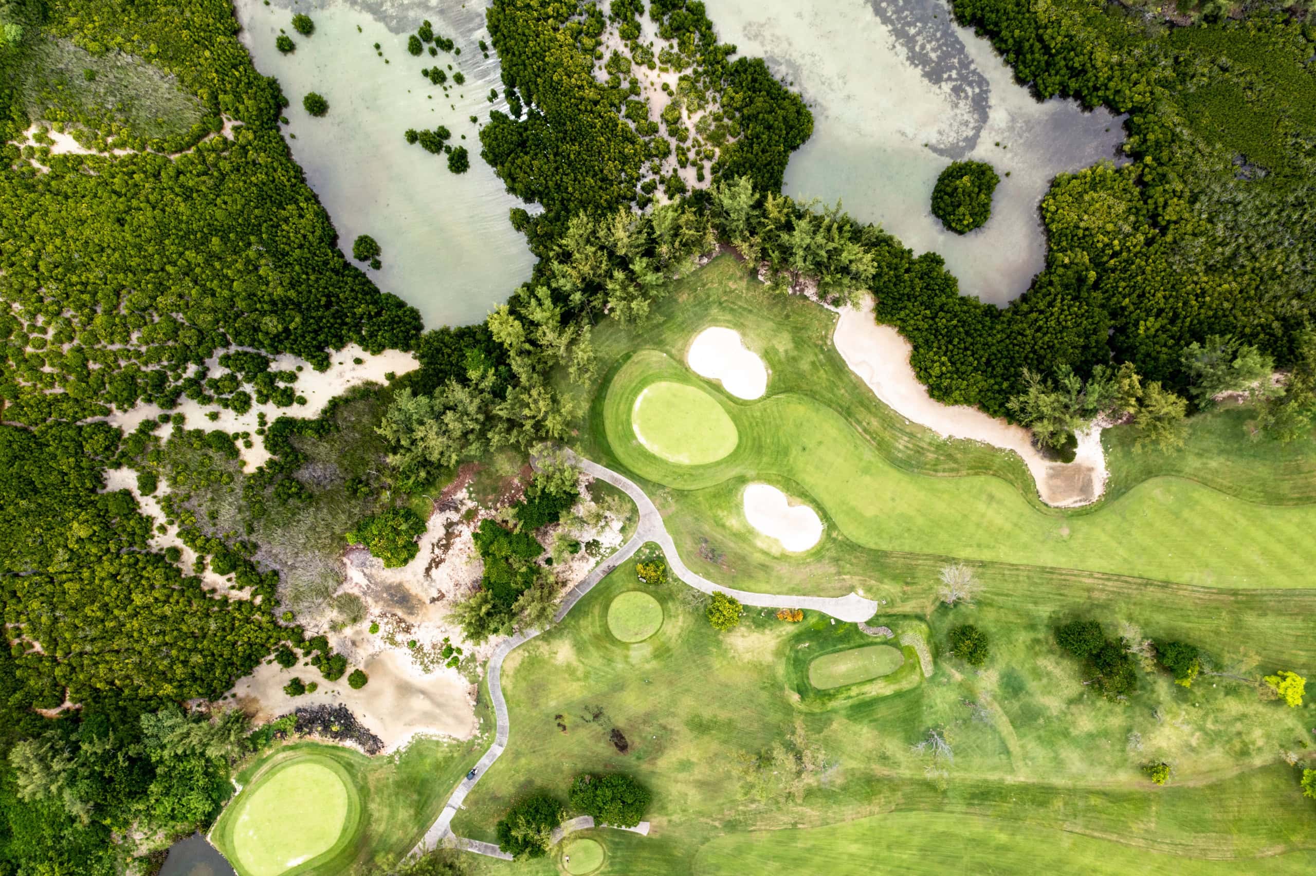 Wohl der schönste Golfplatz aus der Feder von Bernhard Langer.