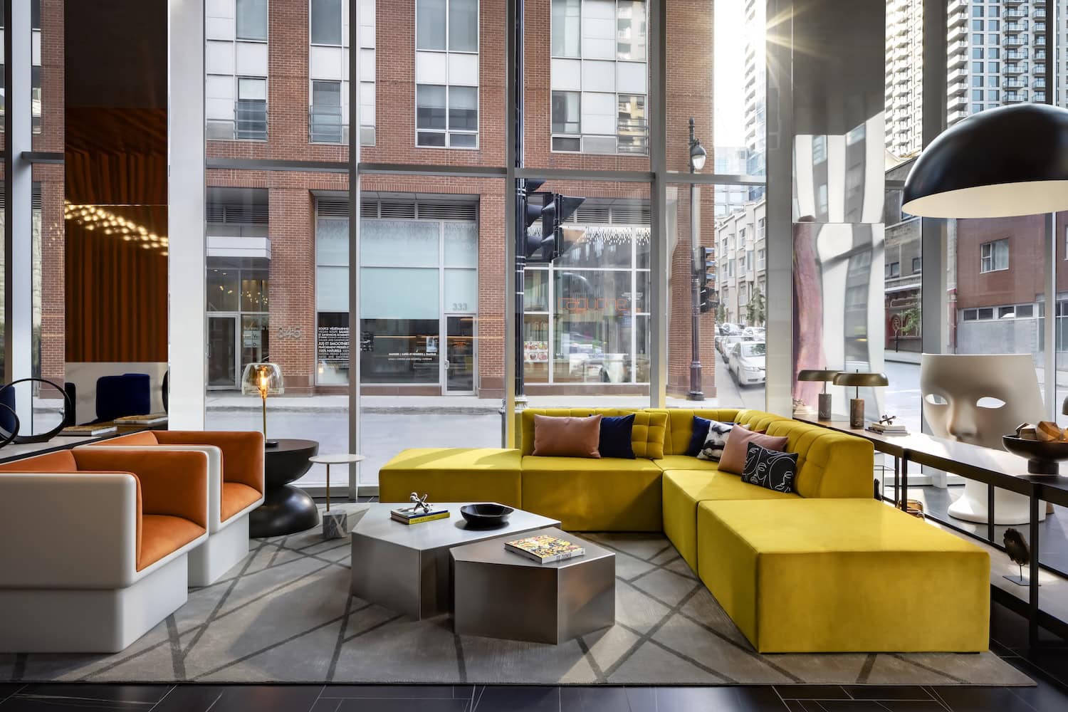 Lobby im Humaniti Hotel Montréal