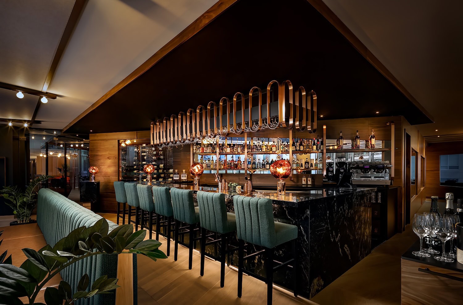 Bar im Restaurant h3
