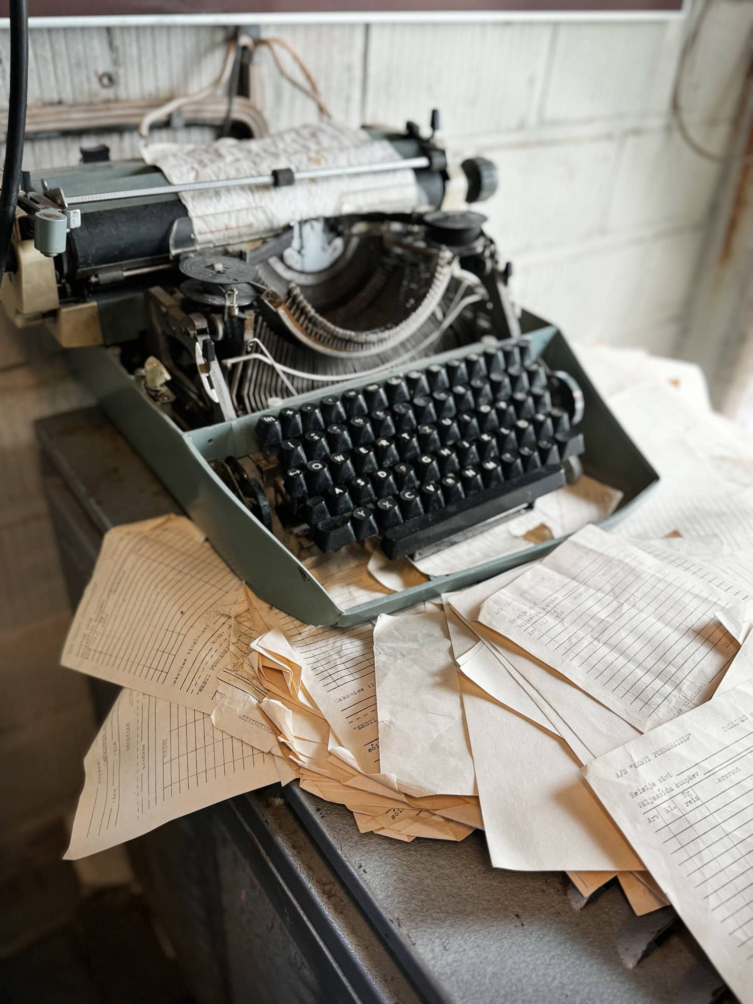 alte Schreibmaschine im KGB Museum in Tallinn