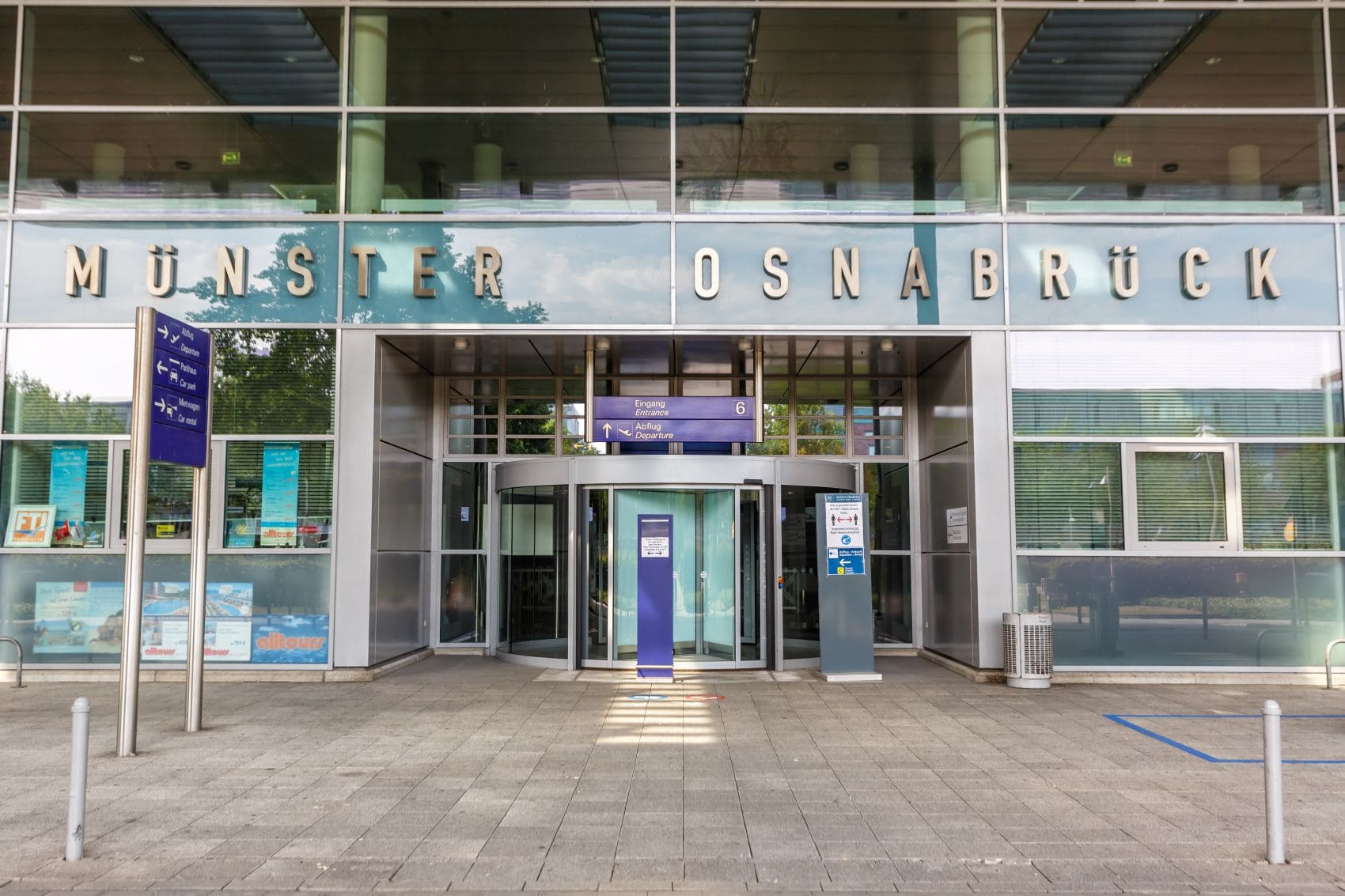 Eingang zum Flughafen Münster/Osnabrück